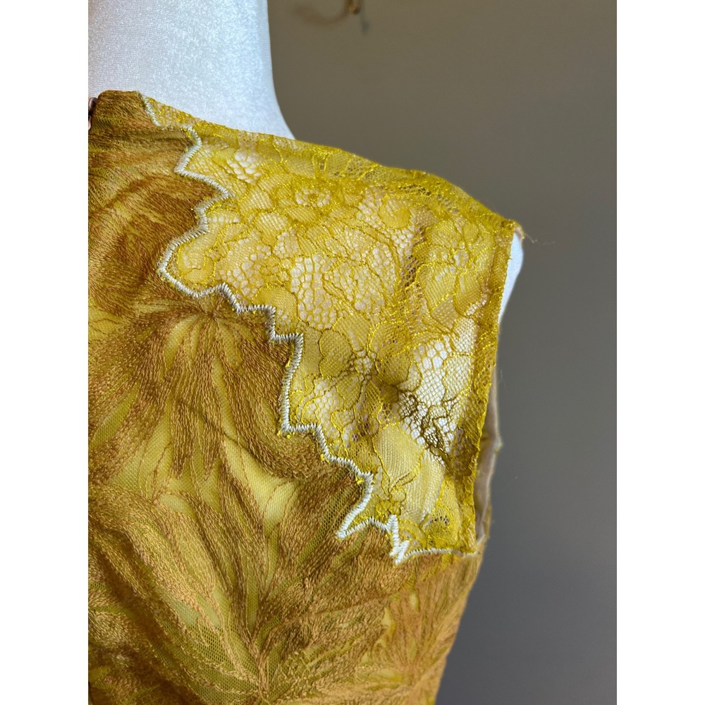 BCBGMAXAZRIA Mustard Yellow Lace‎ Floral Embroidered Sheath Dress Size 6 - Picture 8 of 11